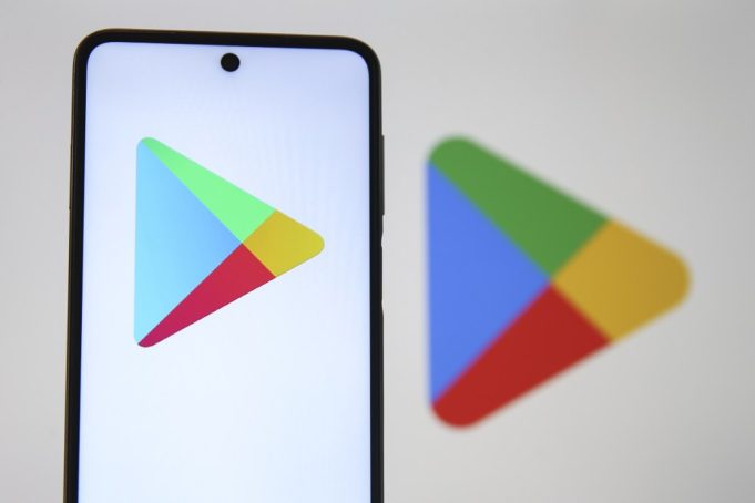 Google Play icon on smartphone